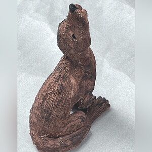 Howling Coyote vintage figurine 6 inches high.